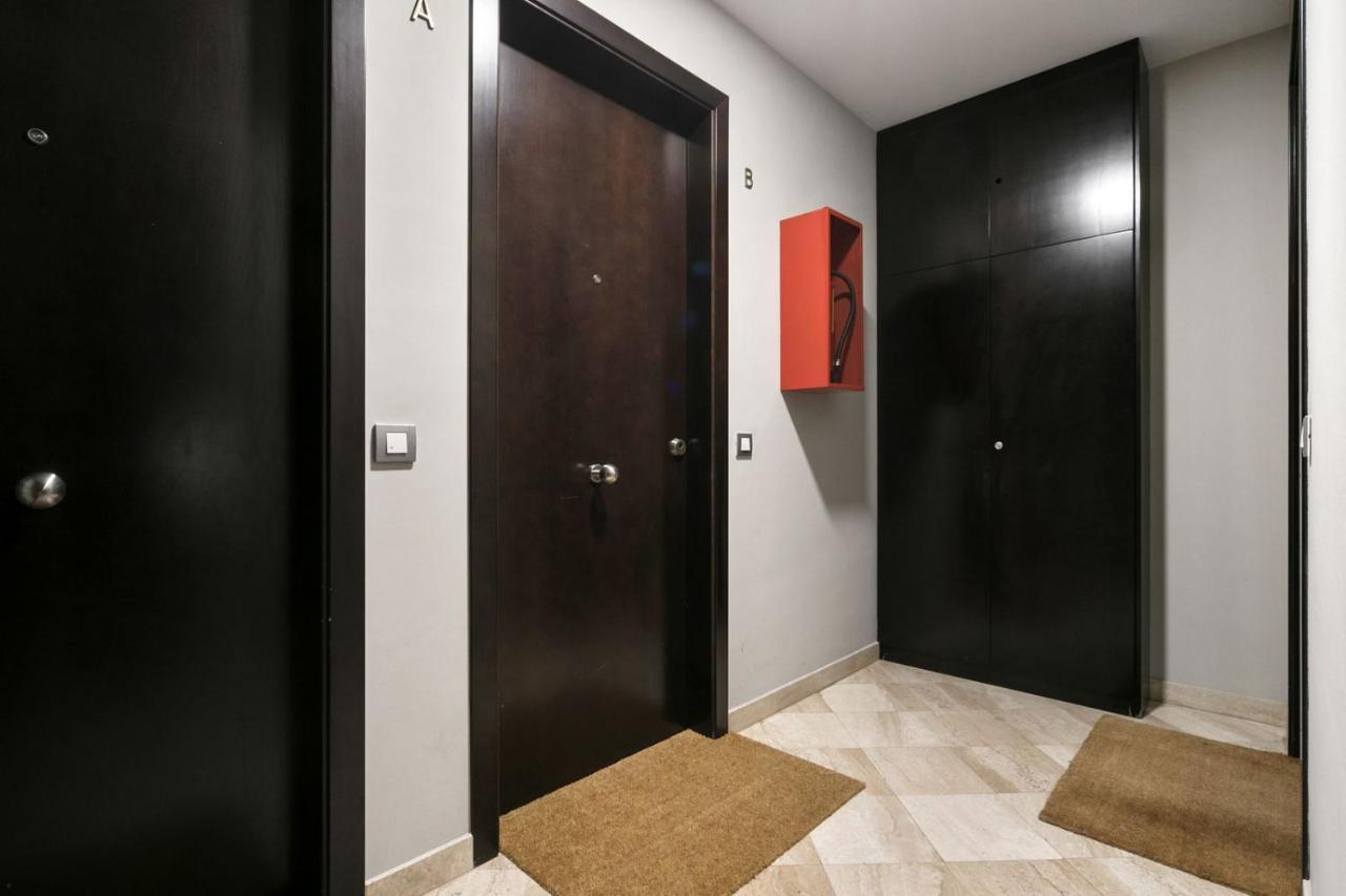 Fisa Rentals Gran Via Apartments Barcelona Luaran gambar
